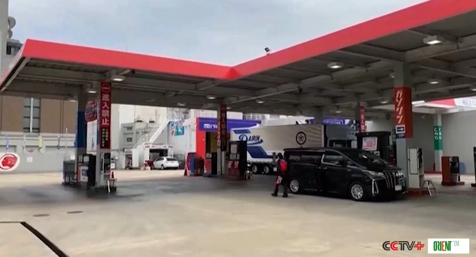 Lazy load source